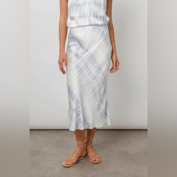 Rails Dresses & Skirts - Rails Anya Skirt In Blue Tide Size XL Maxi Satin Crepe High Rise Pull On